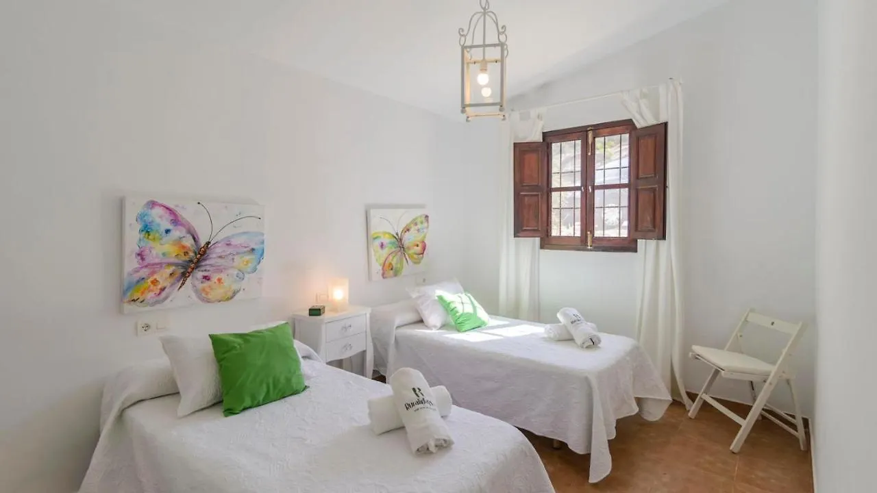 Casa Fuentezuelas Sayalonga By Ruralidays